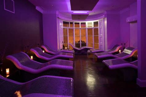 bannatyne elemis spa day     london wowcher