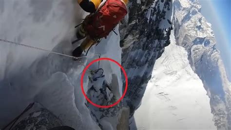 flying  drone   top  mount everest rnextfuckinglevel