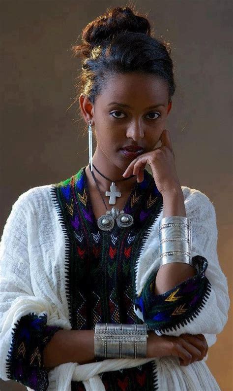 Lady S Style Ethiopian Kamis And Jewellery With Images