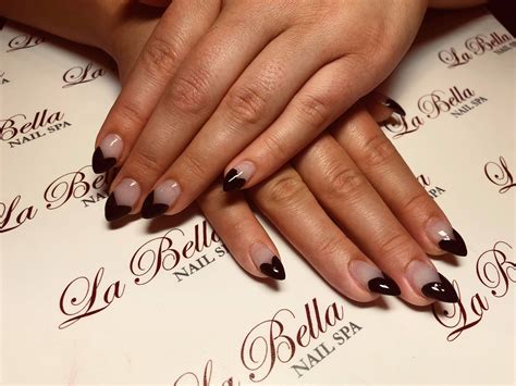 wear  heart   nails   custom manicure  la bella bad