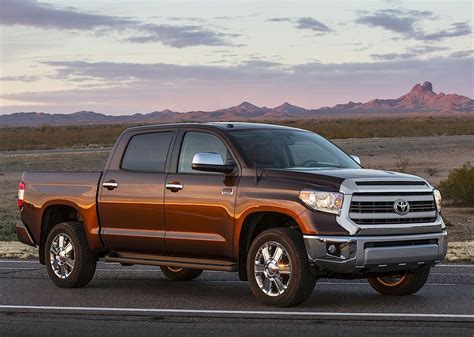 toyota tundra crew cab     autoevolution