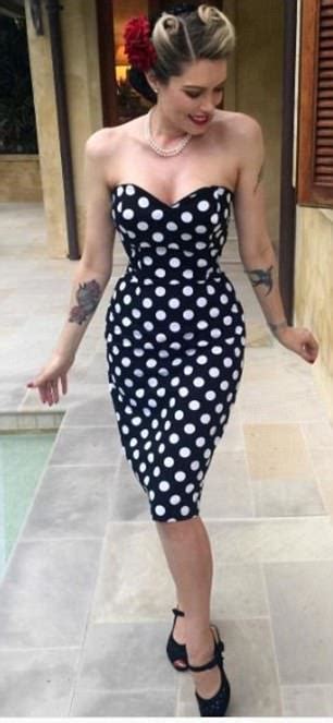 tara moss continues her rockabilly transformation daily mail online