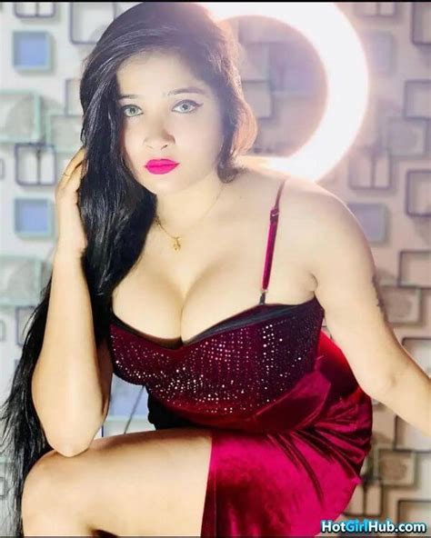 Sexy Indian Girls With Big Boobs 14 Photos