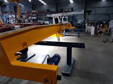 overhead crane installed  midway lifting rigging