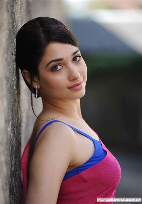 cute actress tamanna in latest tamil movie thuppakki mind blowing picture gallery world of actors