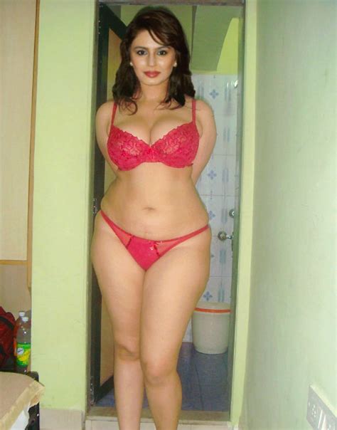 hot 53 huma qureshi nude pics naked open boobs porn photos