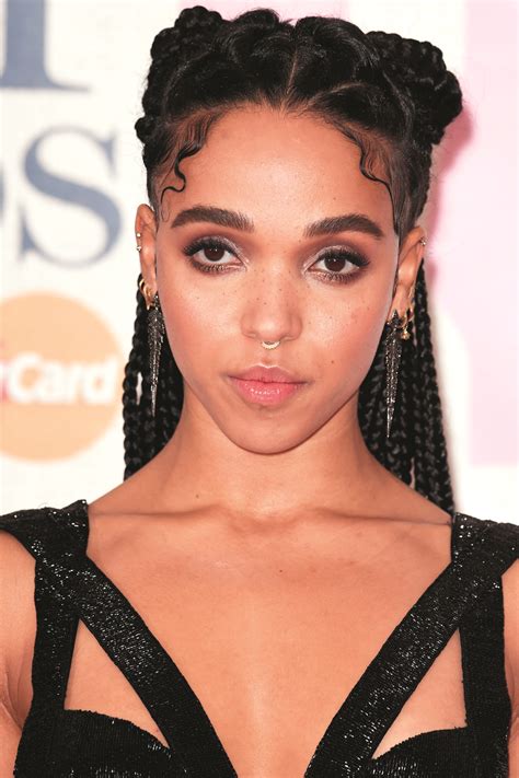 7 reasons why fka twigs is our new beauty inspiration