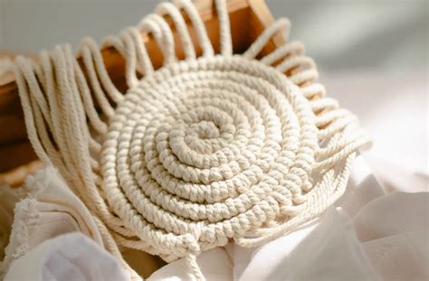 yarns  knitting  rug