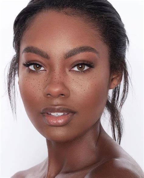 Dark Skin Beauty Dark Skin Makeup Hair Makeup Freckles On Dark Skin