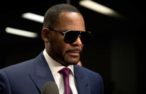 federal investigators are searching for more r kelly sex