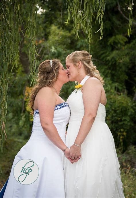 Maryland Lesbian Wedding Ceremony Nicole And April Pridezillas Brides
