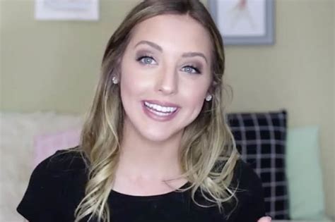 courtney raine youtube model trolled for waiting until