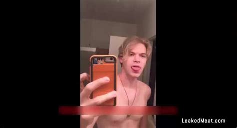 kenton duty nude dick pics from his cell phone [ uncensored ]