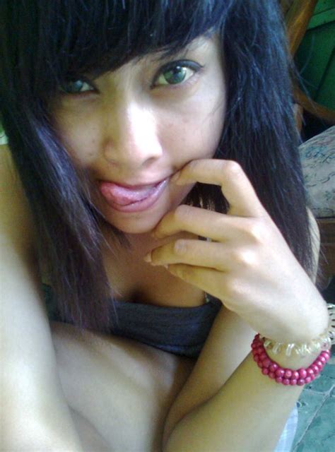 foto hot abg cewek cantik toket montok