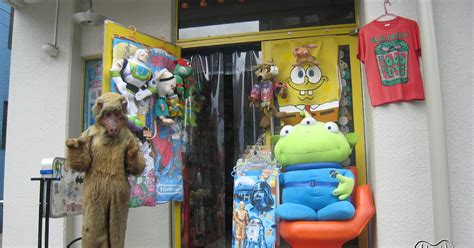 kaiju korner  collectable toys store visit
