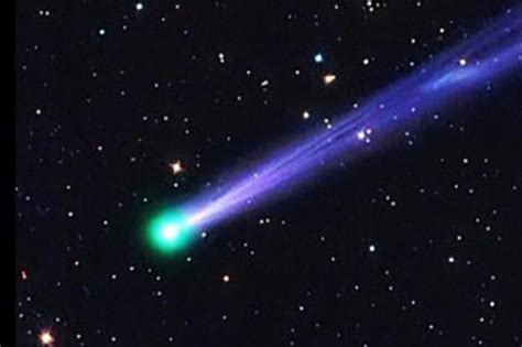 end of the world apocalypse fears as lurid green comet speeds towards