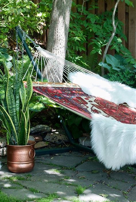 fabulous hammock with a vintage rug and fur great place to hang out hometalk summer