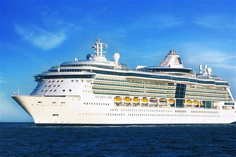 Adult Only Resort To Launch Topless Caribbean Cruise