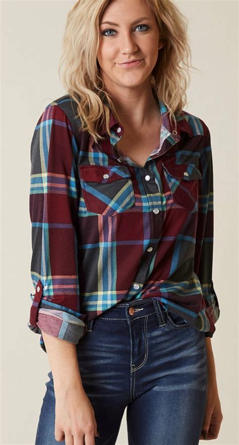 What To Wear For Fall Daytrip Flannel Shirt Buckle Flannel Shirt