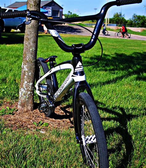 bike   day brandons speedco velox carbon pro xl