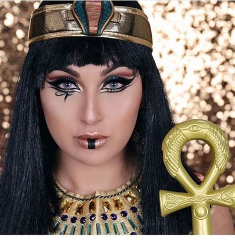 egyptian black eye makeup cleopatra halloween makeup mummy makeup
