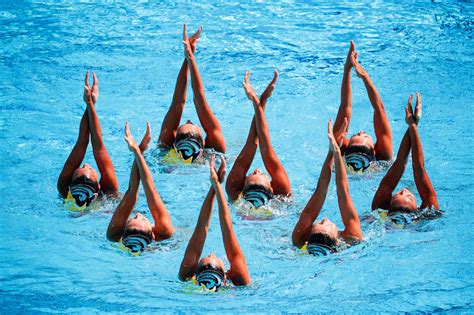 mentally prepare   synchro swimming competition