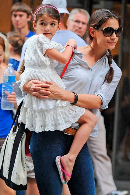 Suri Reunites With Katie Holmes After Weekend With Tom Cruise