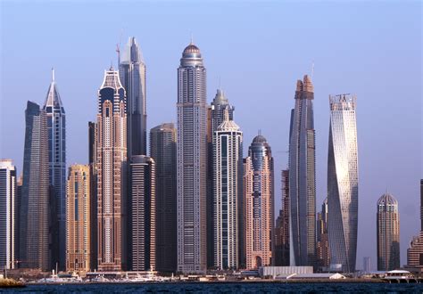 tallest buildings  dubai marina