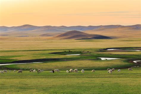 mongolia   land   eternal blue sky terres sauvages