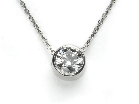 single stone diamond platinum pendant  carats