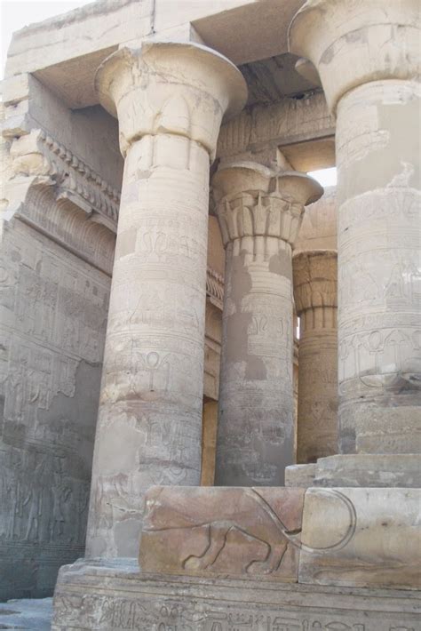 Travelthroughhistory The Crocodile Temple At Kom Ombo