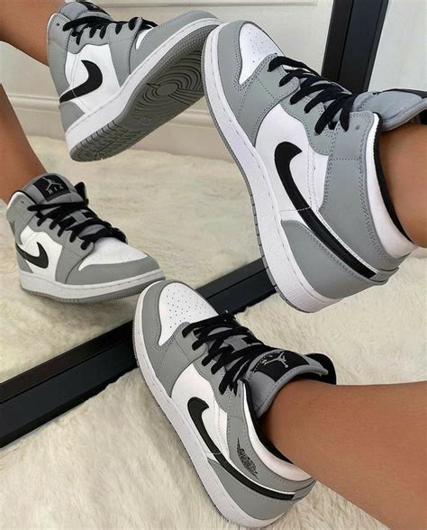 pin by sol on zapas ️ ️ in 2021 jordan shoes girls all nike shoes