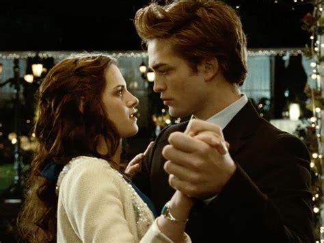A Deep Dive Into The Iconic Baseball Scene From Twilight With The