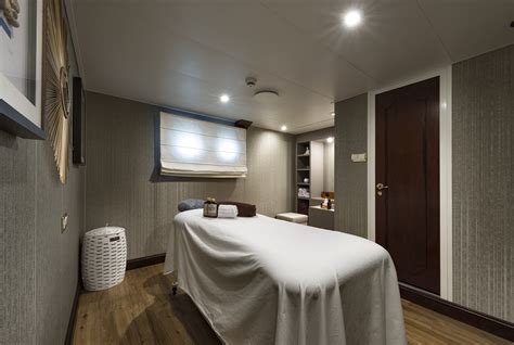 Motor Yacht Chakra Massage Room – Luxury Yacht Browser By