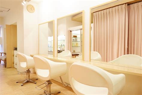 head massage spa  muslimah friendly salon  tokyo tours omakase