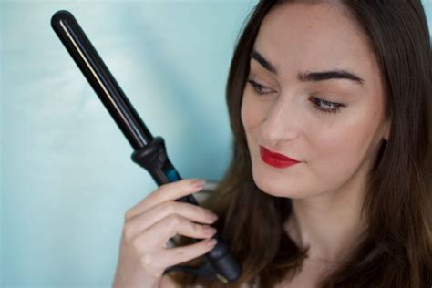 clean  curling iron properly easily  quickly
