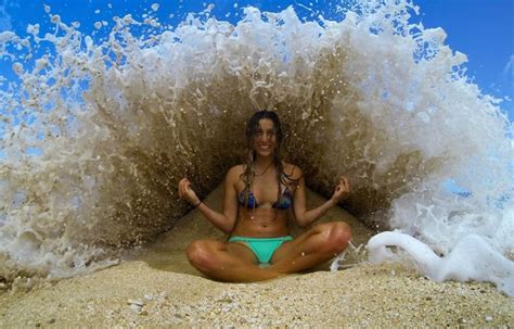 See Here The 50 Most Perfectly Timed Photos You Have Ever Seen