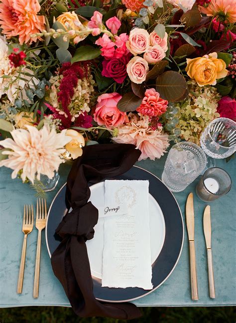 20 Pretty Dahlia Wedding Centerpieces Fall Wedding Place Settings Fall