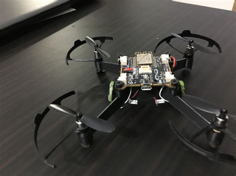 build  drone   moves   ground esp maker pro