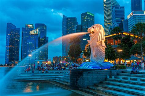 singapore curious facts tourist destinations