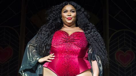 lizzo sends explicit message to haters with x rated mirror selfie iheartradio