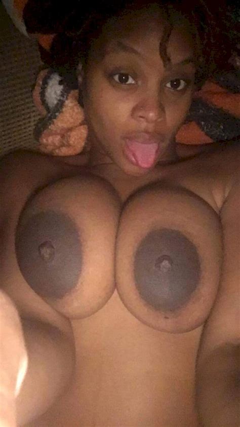 Busty Pregnant Chick Add Insta Little Tootsie Shesfreaky