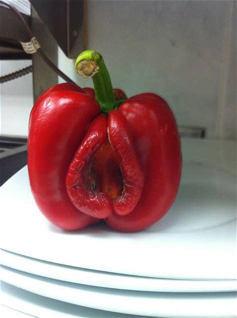 19 fruits and vegetables that look like sexy body parts gallery