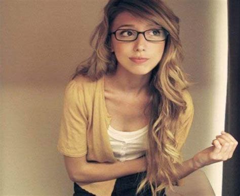 40 Beautiful Girls Wearing Glasses Learn How To Look