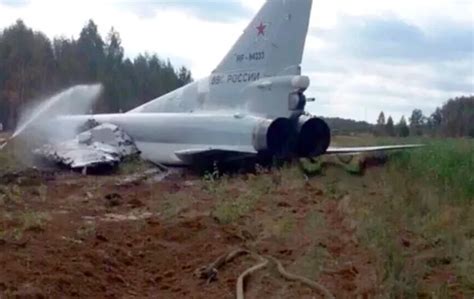 huge russian bomber jet crashes  trees  overshooting runway  controversial war