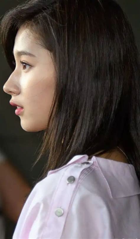 Female Idols Who Have The Best Side Profile In Their Hot Sex Picture