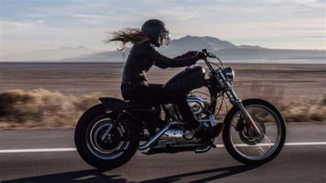 top  harley davidson motorcycles  women riders