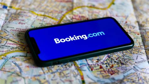 travellers turn   womans house  london  bookingcom scam newshub