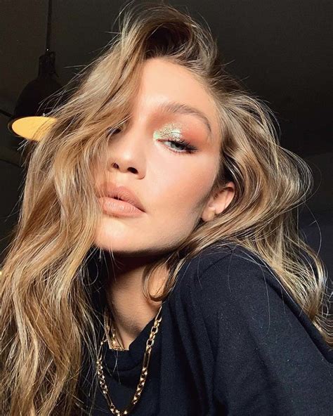 mommy to be gigi hadid s most stunning selfies that prove she s the