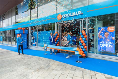 coolblue opent winkel  almere